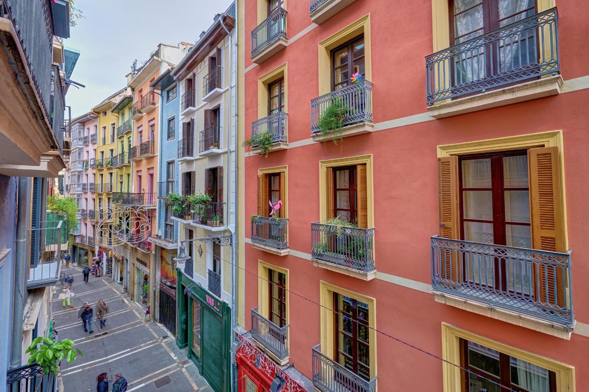 Heart Of Pamplona Apartments IV By Clabao Exterior photo