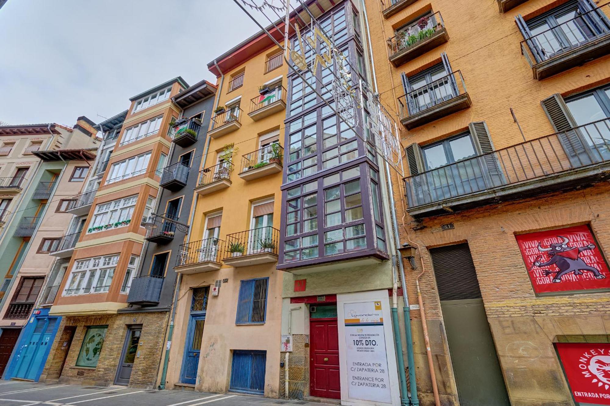 Heart Of Pamplona Apartments IV By Clabao Exterior photo