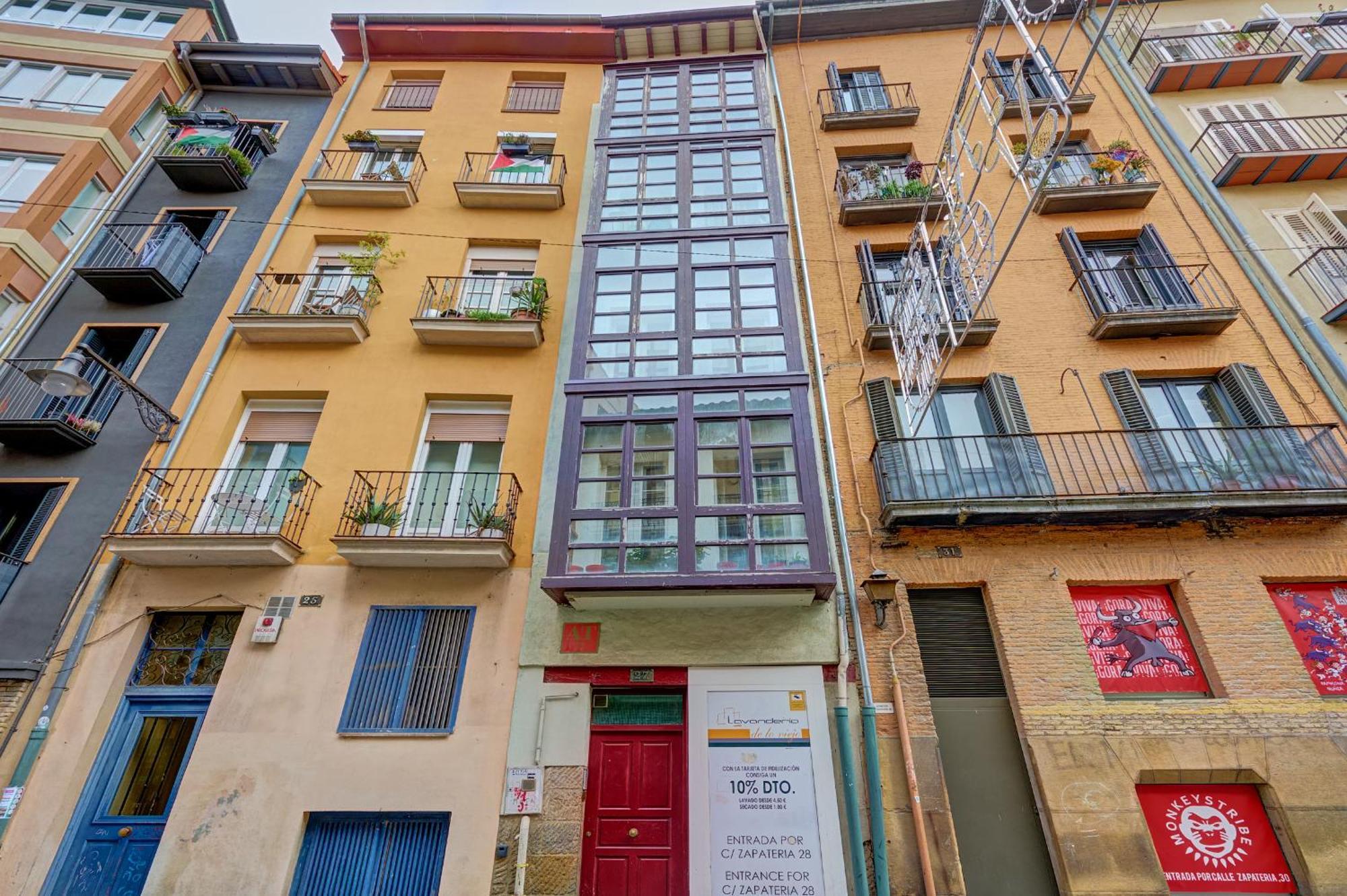 Heart Of Pamplona Apartments IV By Clabao Exterior photo